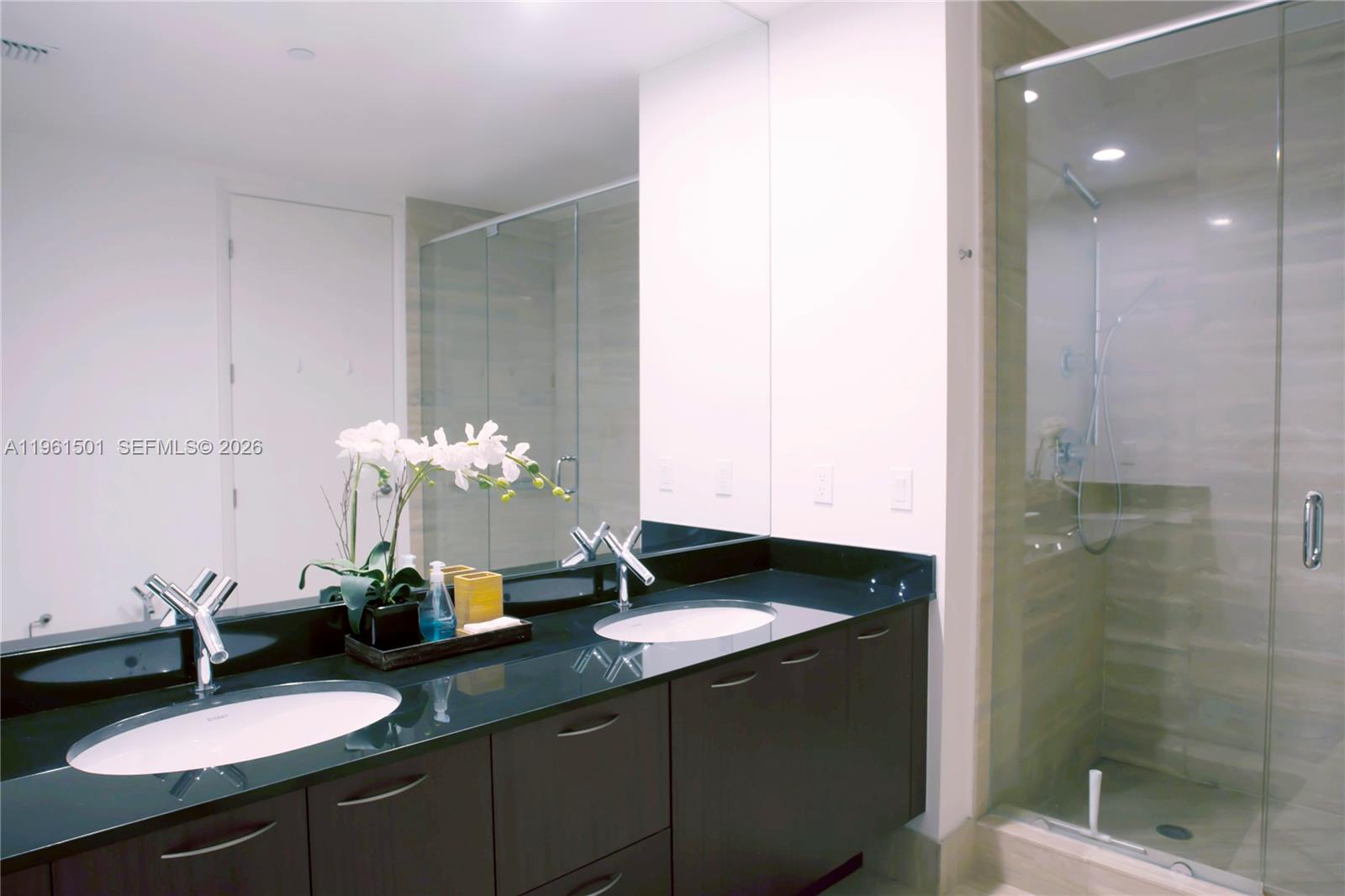 See details 805 2 / 2 1463 sq. ft. $ 2026-02-08 0 Photo