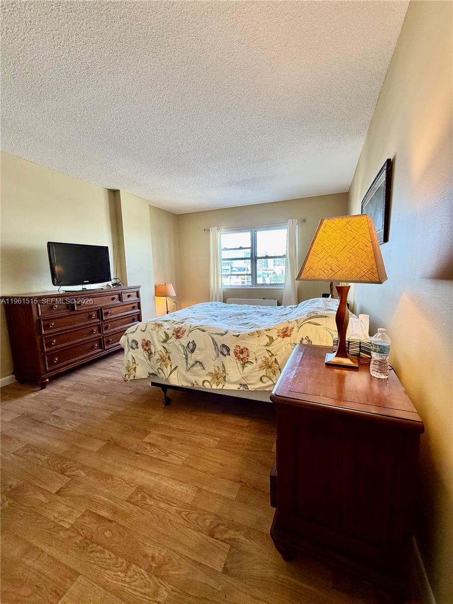 Photo of 400 Kings Point Dr #524, Sunny Isles Beach, Florida, 33160 -