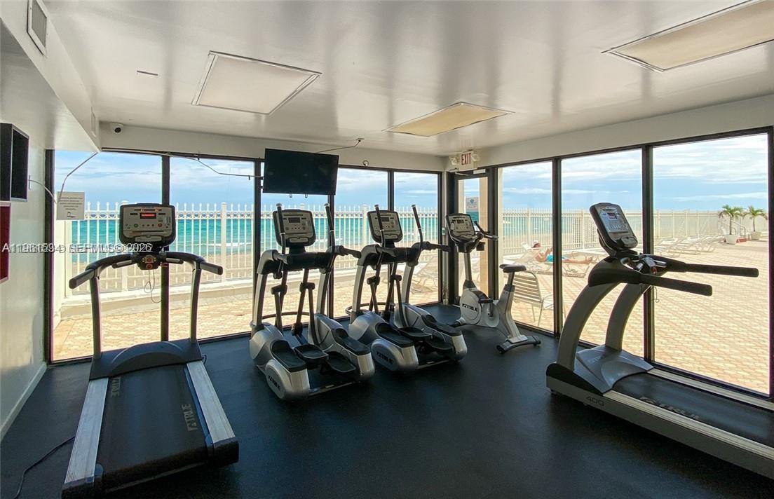 Photo of 3505 Ocean Dr  #218, Hollywood, Florida, 33019 - 