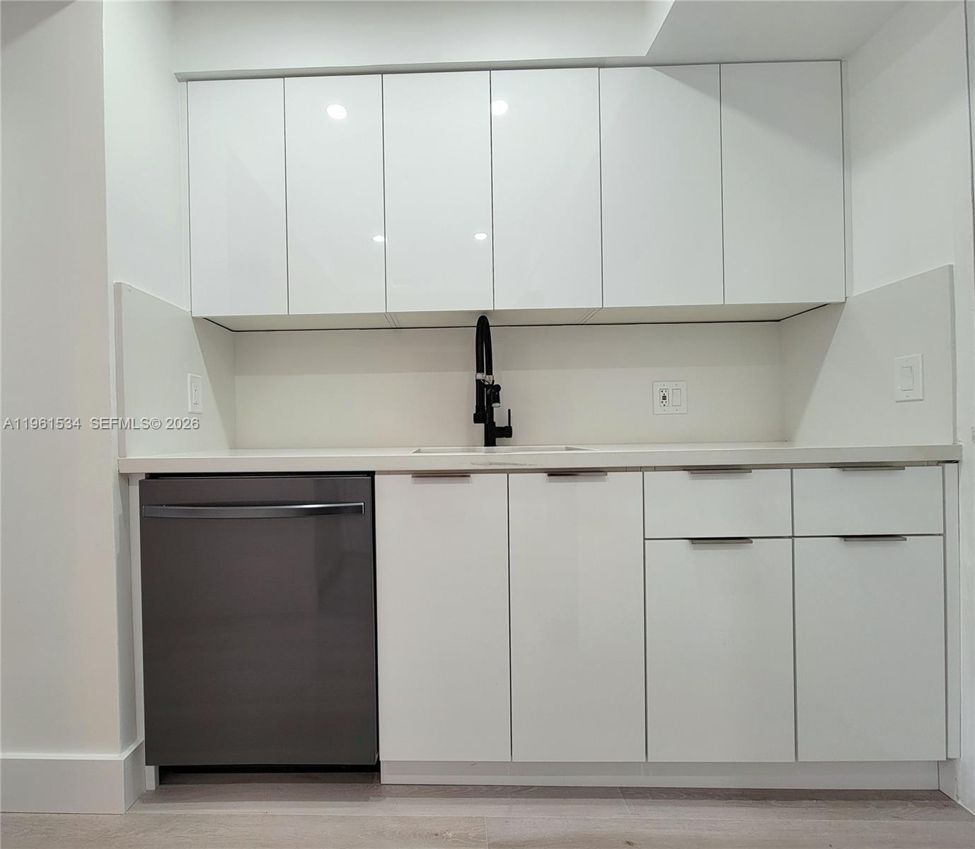 Photo of 3505 Ocean Dr  #218, Hollywood, Florida, 33019 - 