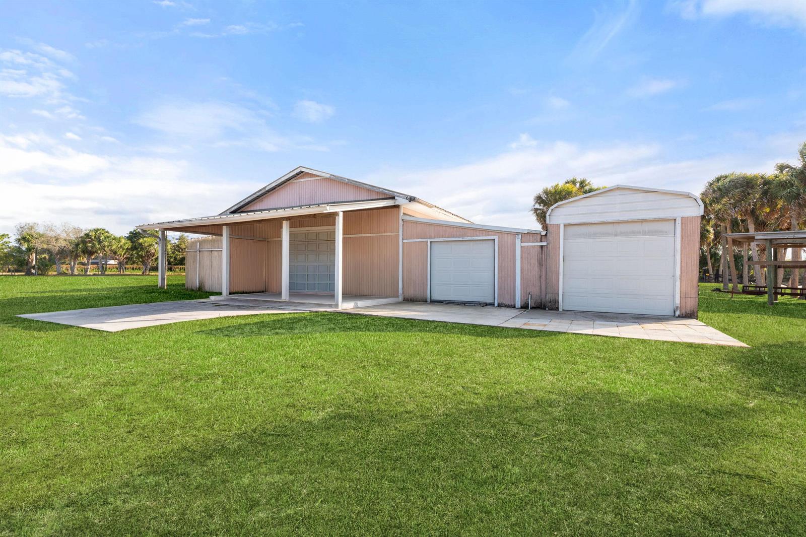   / 0  sq. ft. $ 2026-05-20 0 foto