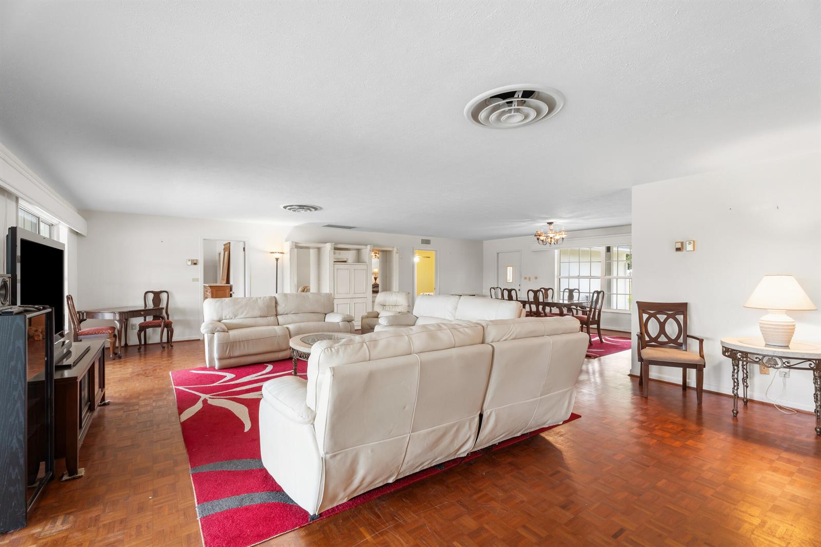   / 0  sq. ft. $ 2026-05-20 0 foto