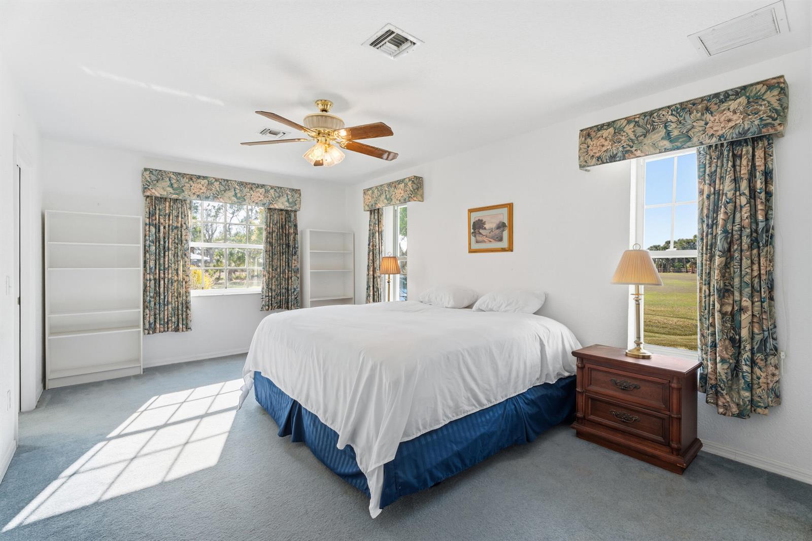   / 0  sq. ft. $ 2026-05-20 0 foto