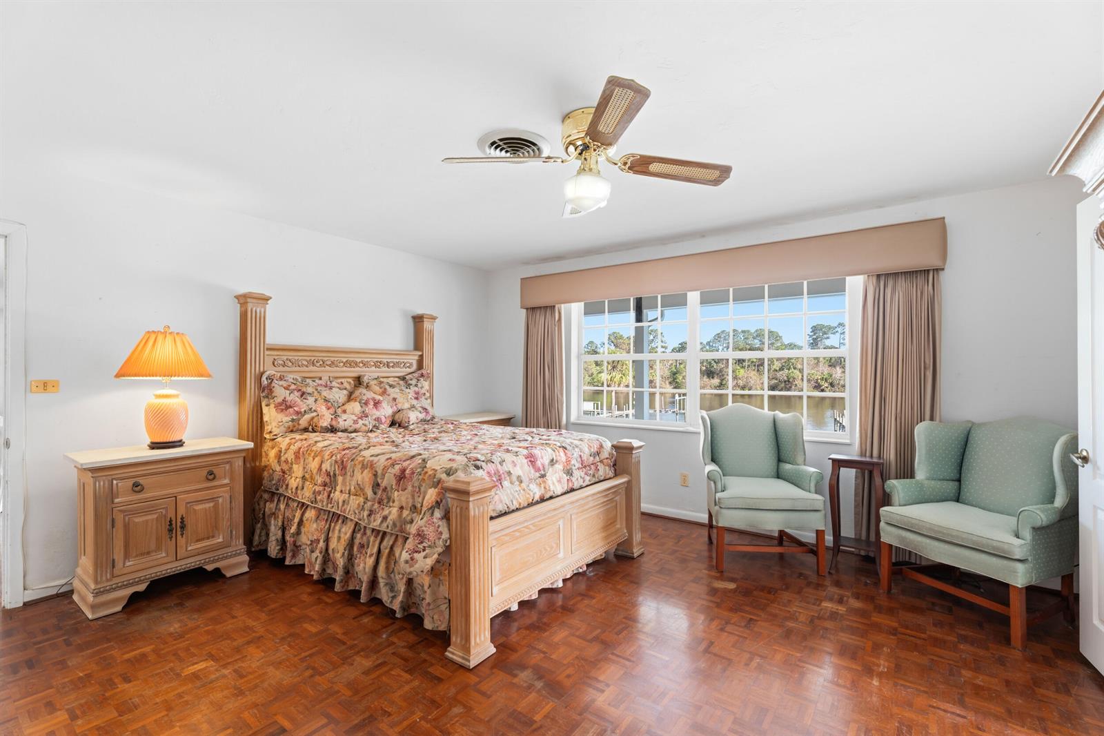   / 0  sq. ft. $ 2026-05-20 0 foto