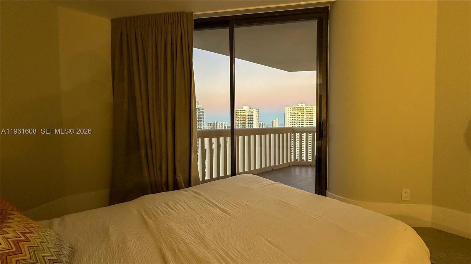 2404 3 / 3 2560 sq. ft. $ 2026-02-09 0 Photo