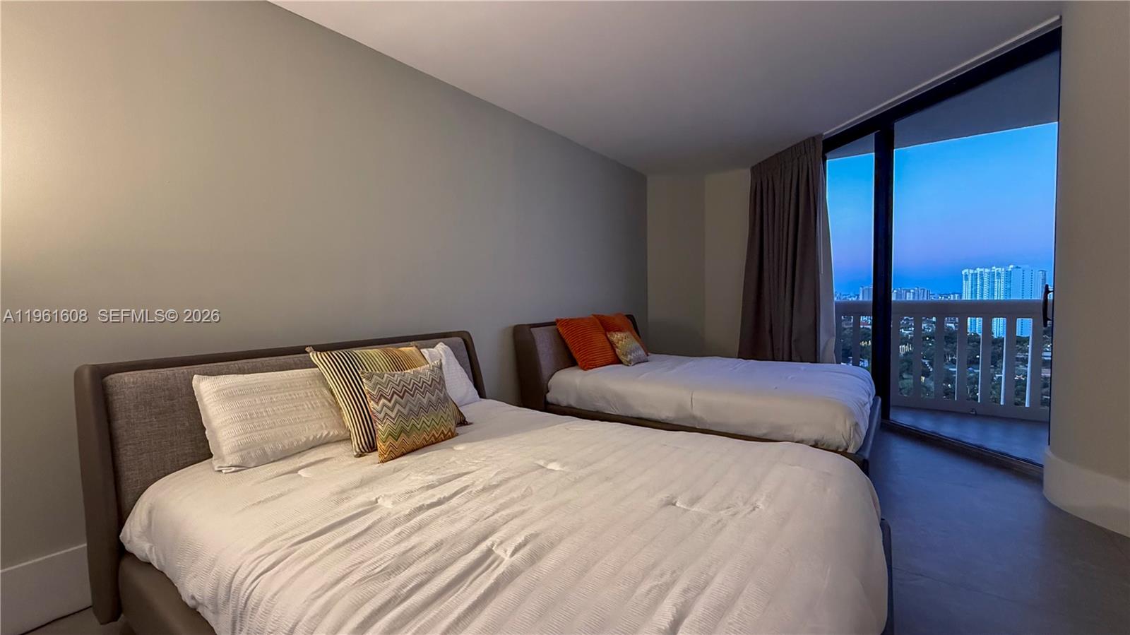 2404 3 / 3 2560 sq. ft. $ 2026-02-09 0 Photo