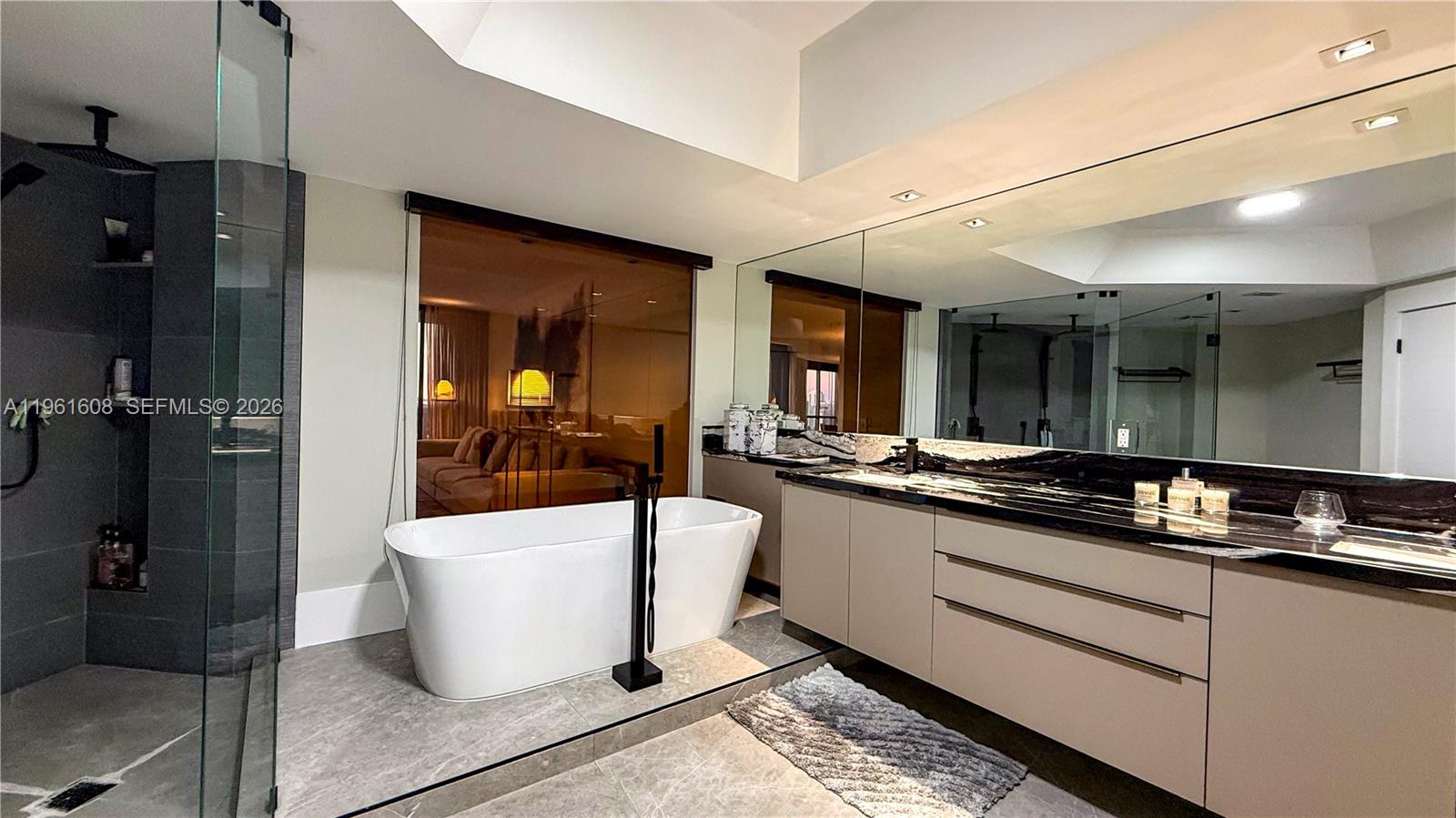 2404 3 / 3 2560 sq. ft. $ 2026-02-09 0 Photo