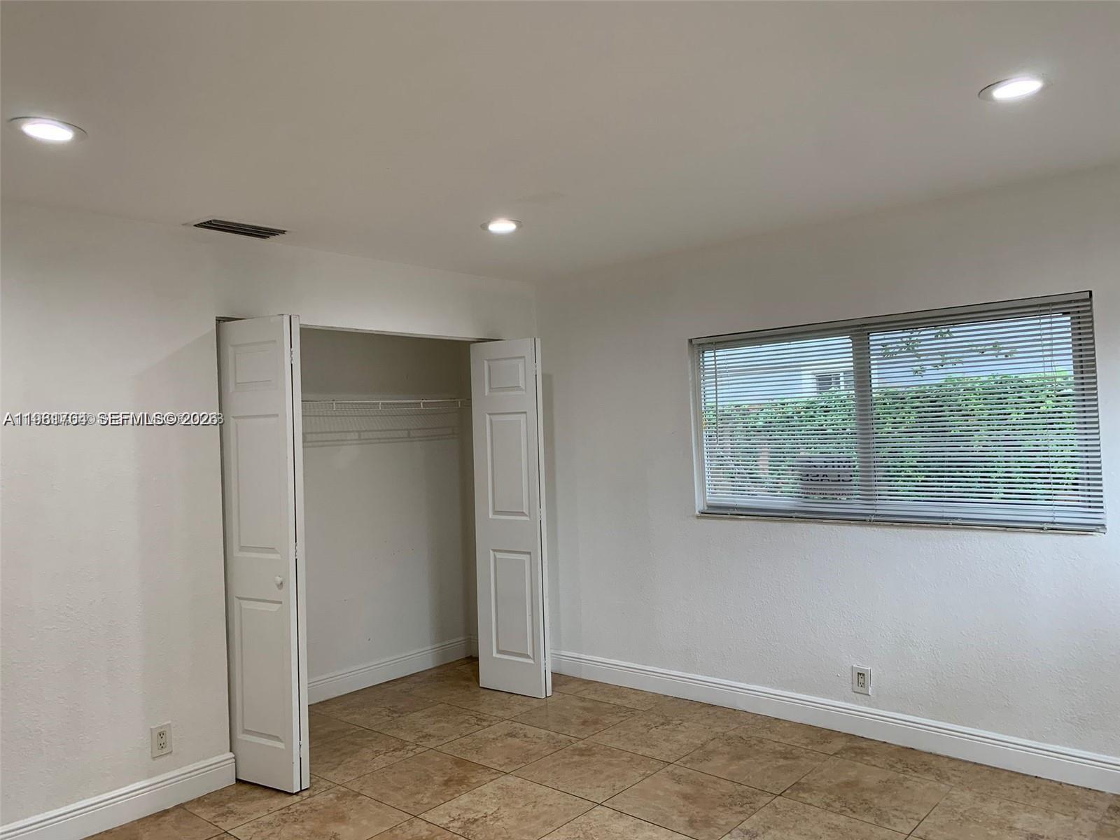   /  4041 sq. ft. $ 2026-02-09 0 Photo