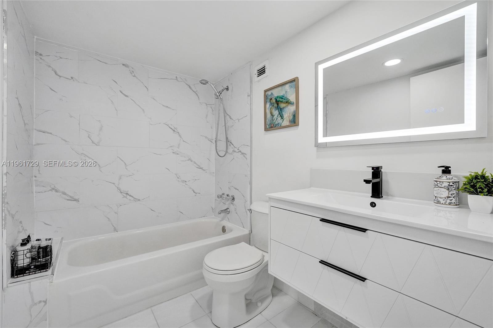 Photo of 1600 Ocean Dr  #16B, Hollywood, Florida, 33019 - 