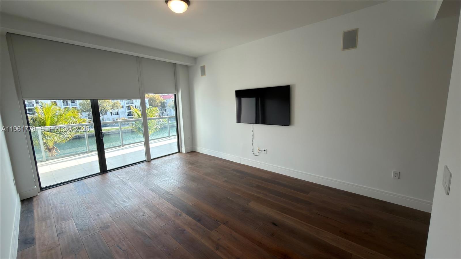 Photo of 3250 188th St  #204, Aventura, Florida, 33180 - 