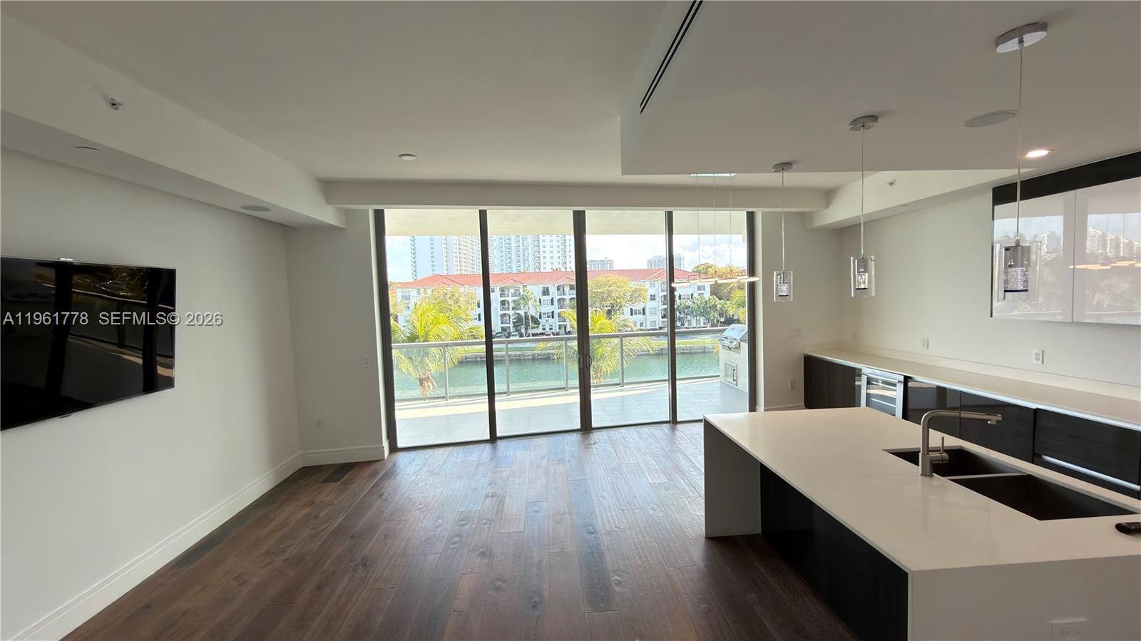 Photo of 3250 188th St  #204, Aventura, Florida, 33180 - 