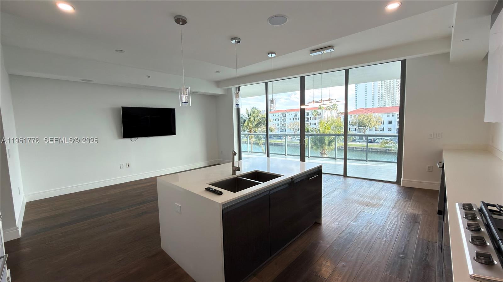 Photo of 3250 188th St  #204, Aventura, Florida, 33180 - 