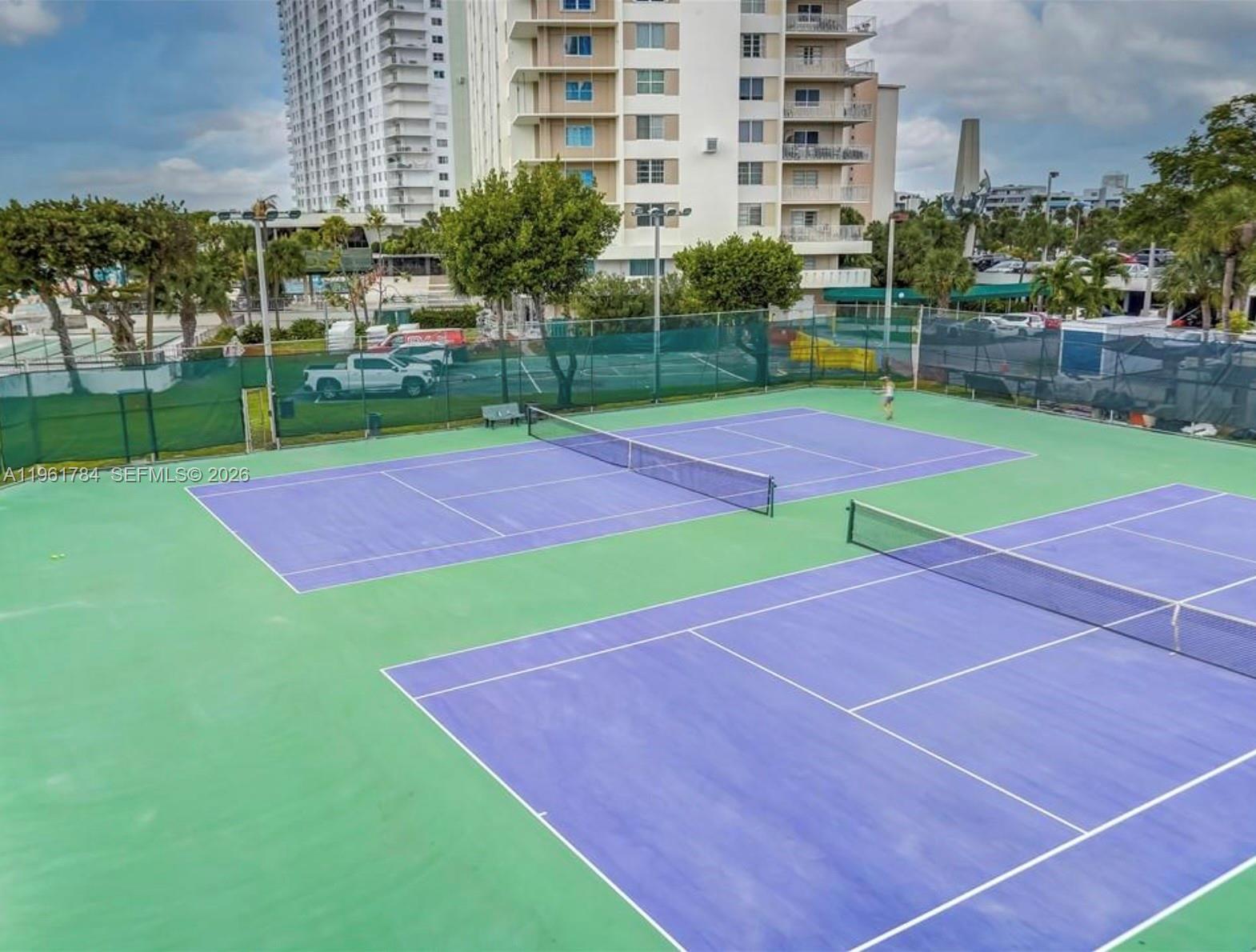 1423 1 / 2 991 sq. ft. $ 2026-02-09 0 foto