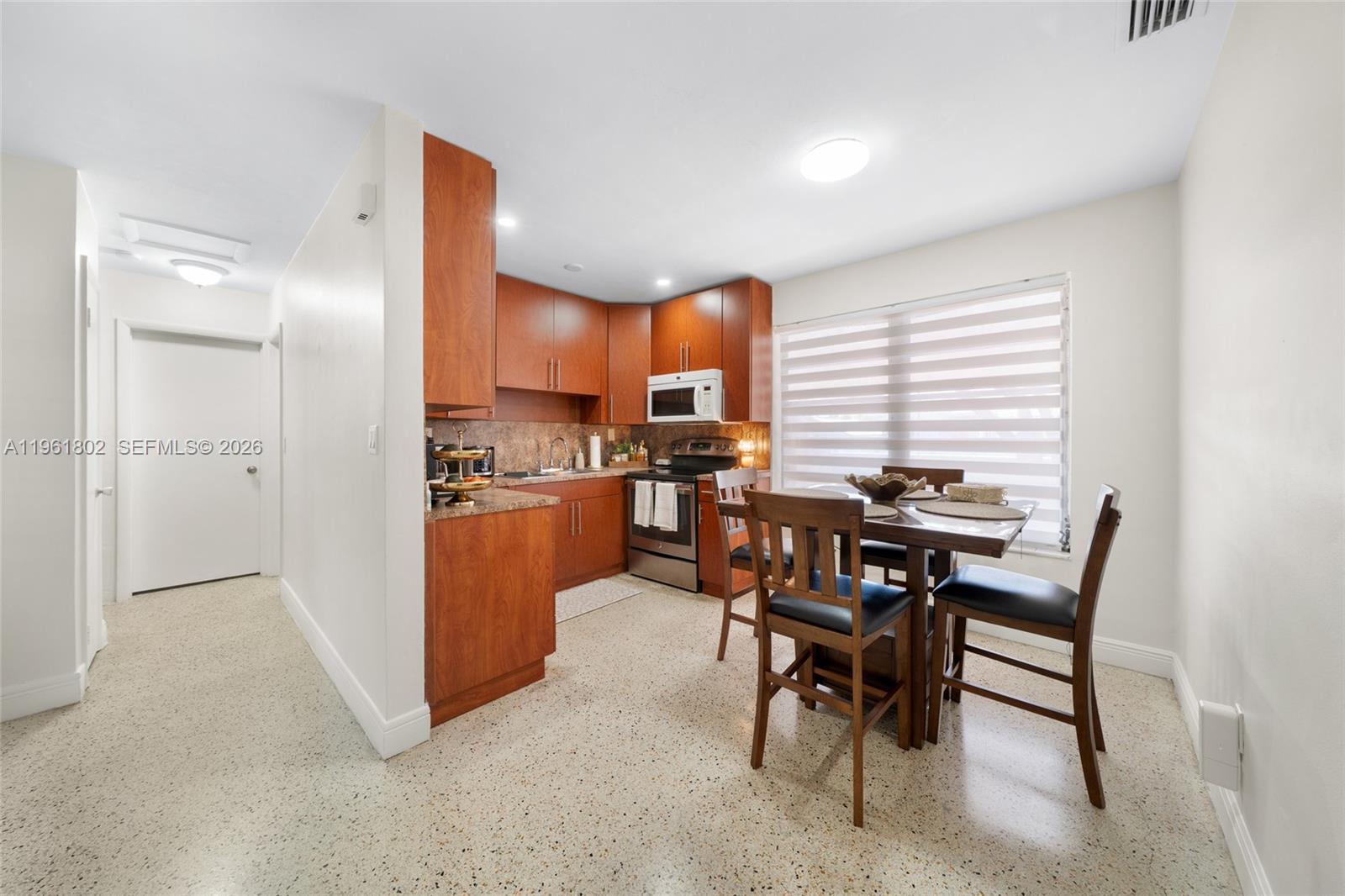   /  1183 sq. ft. $ 2026-02-10 0 Photo