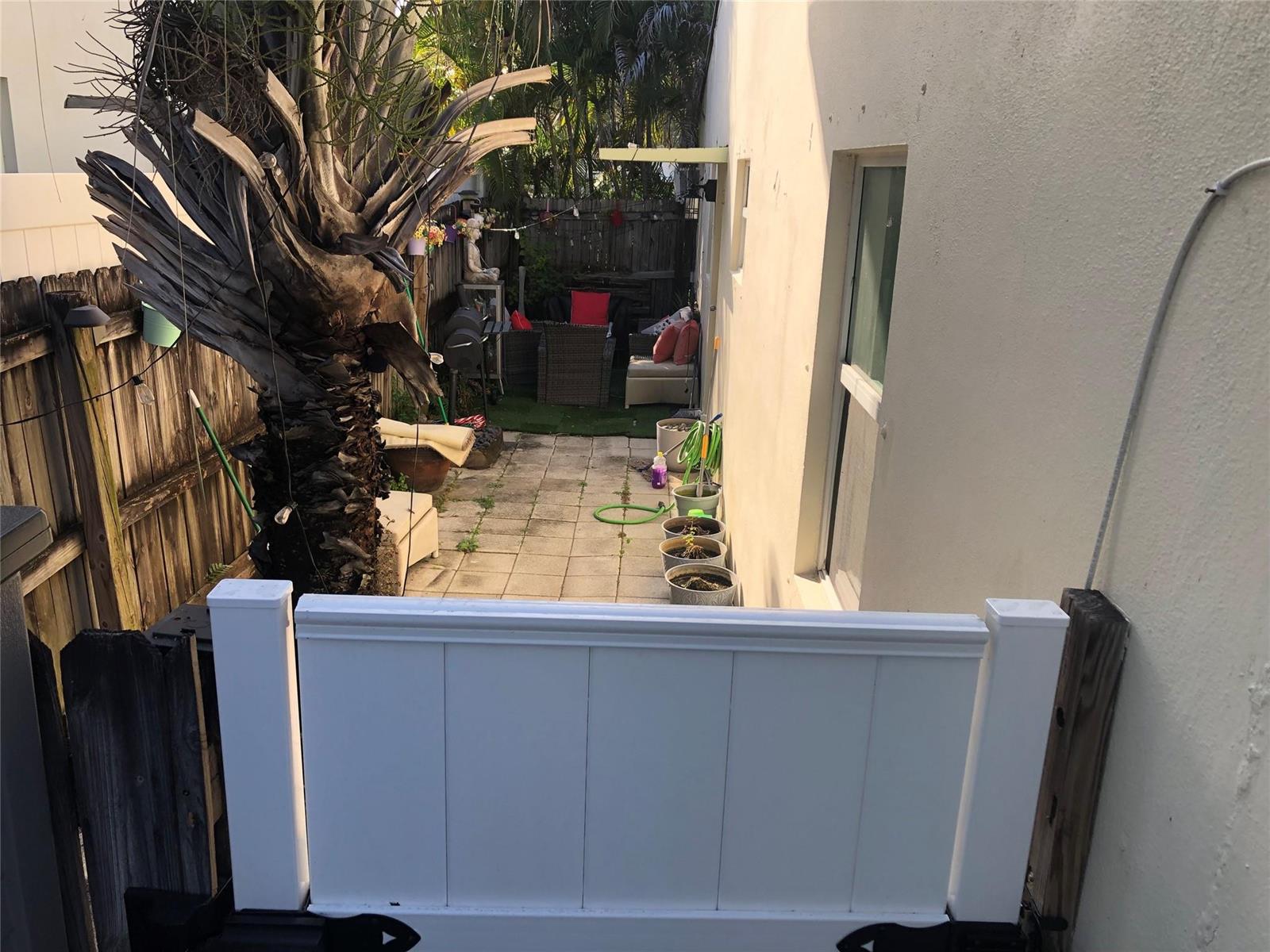   / 0 2547 sq. ft. $ 2026-06-21 0 foto