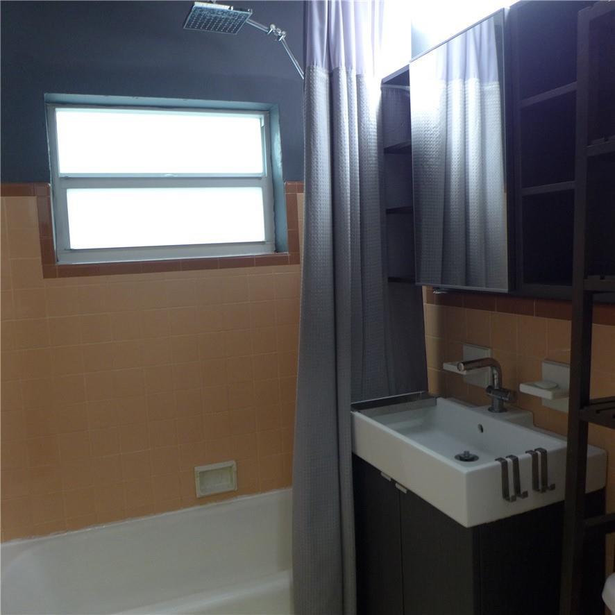   / 0 2547 sq. ft. $ 2026-06-21 0 foto