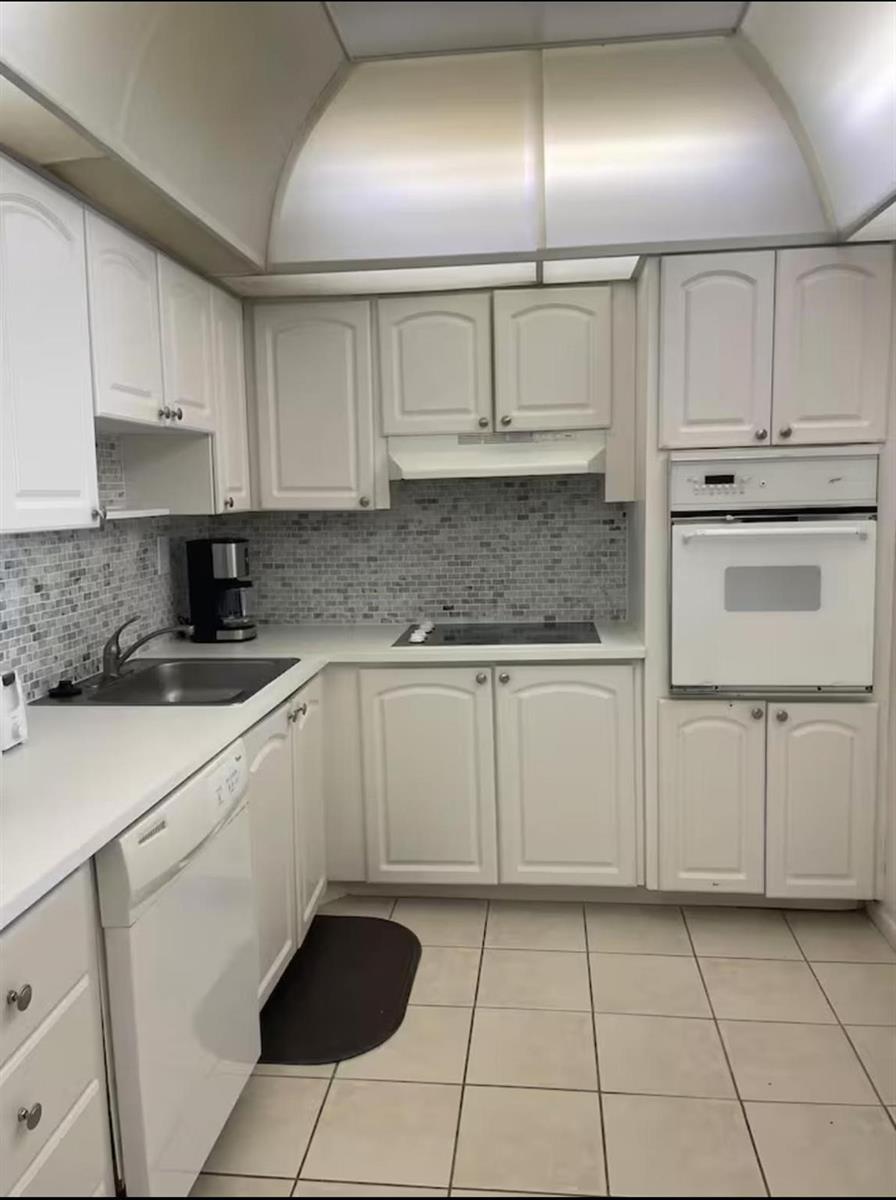Photo of 19370 Collins  #301, Sunny Isles Beach, Florida, 33160 - Photo 11