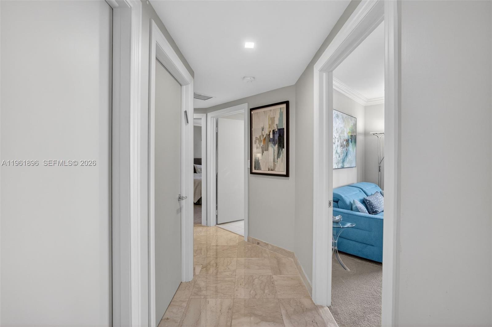 401 3 / 3 2040 sq. ft. $ 2026-02-09 0 Photo