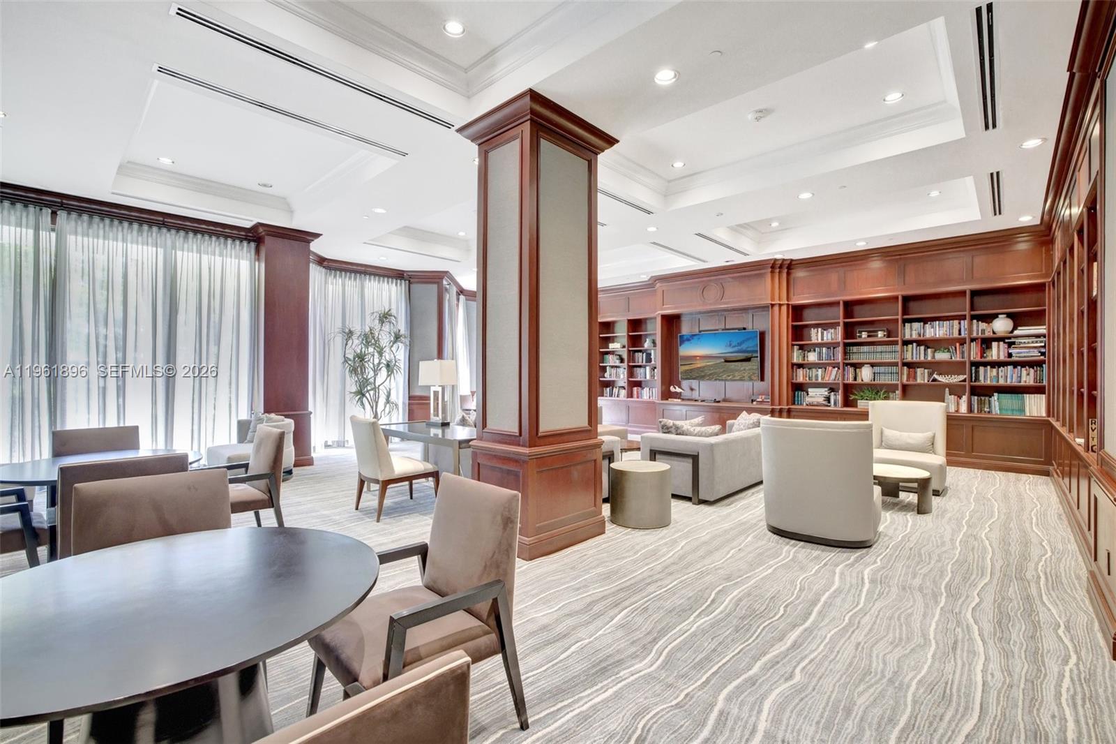 401 3 / 3 2040 sq. ft. $ 2026-02-09 0 Photo