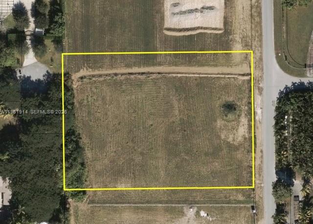   /   sq. ft. $ 2026-02-09 0 foto