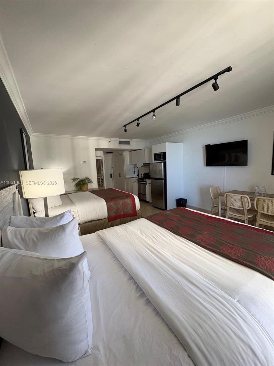 Photo of 19201 Collins Ave  #820, Sunny Isles Beach, Florida, 33160 - 