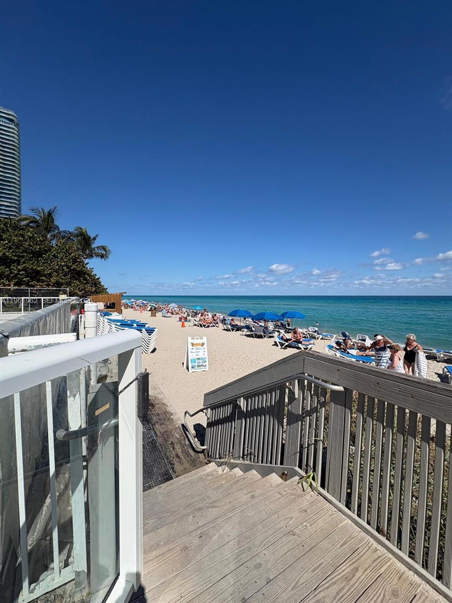 Photo of 19201 Collins Ave  #820, Sunny Isles Beach, Florida, 33160 - 
