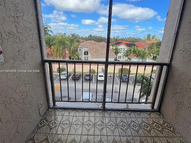 Photo of 2001 Atlantic Shores Blvd #409, Hallandale Beach, Florida, 33009 -