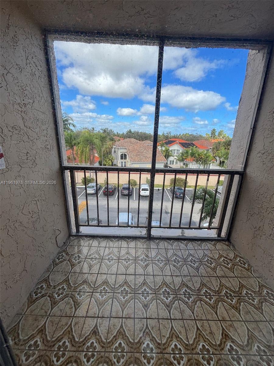 Photo of 2001 Atlantic Shores Blvd #409, Hallandale Beach, Florida, 33009 -