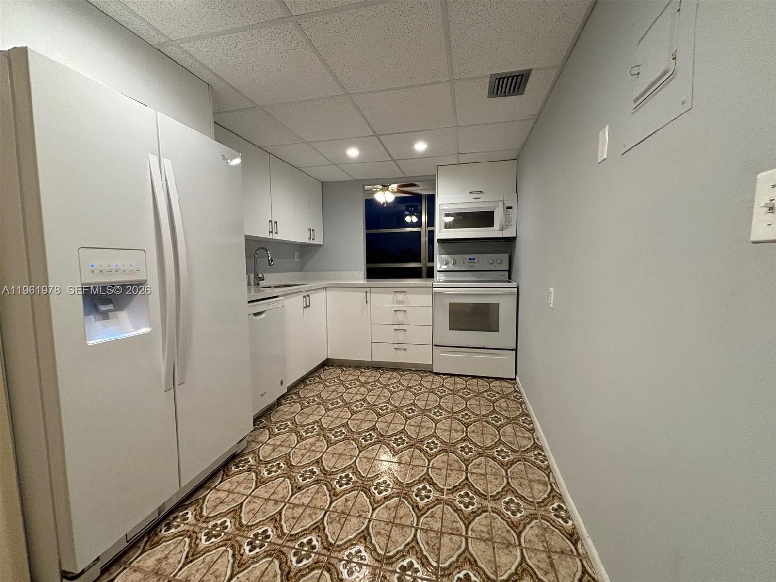 Photo of 2001 Atlantic Shores Blvd  #409, Hallandale Beach, Florida, 33009 - 