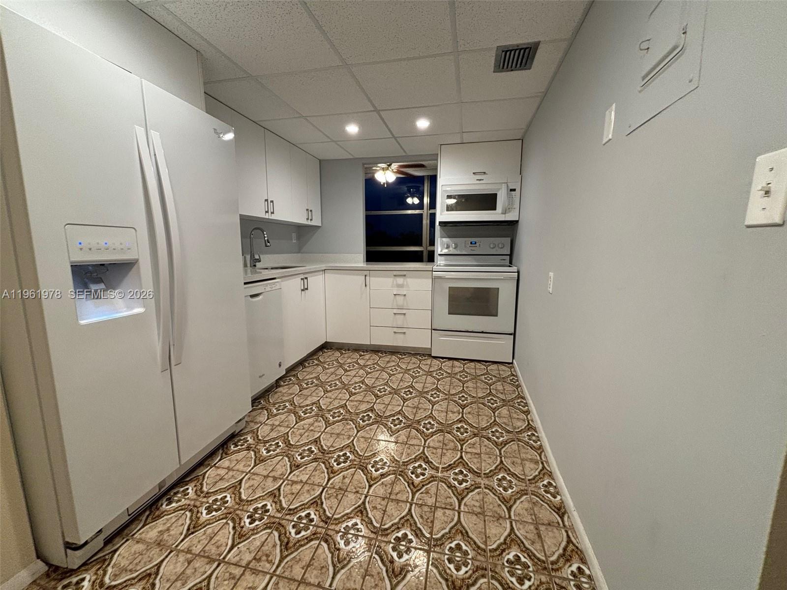 Photo of 2001 Atlantic Shores Blvd  #409, Hallandale Beach, Florida, 33009 - 