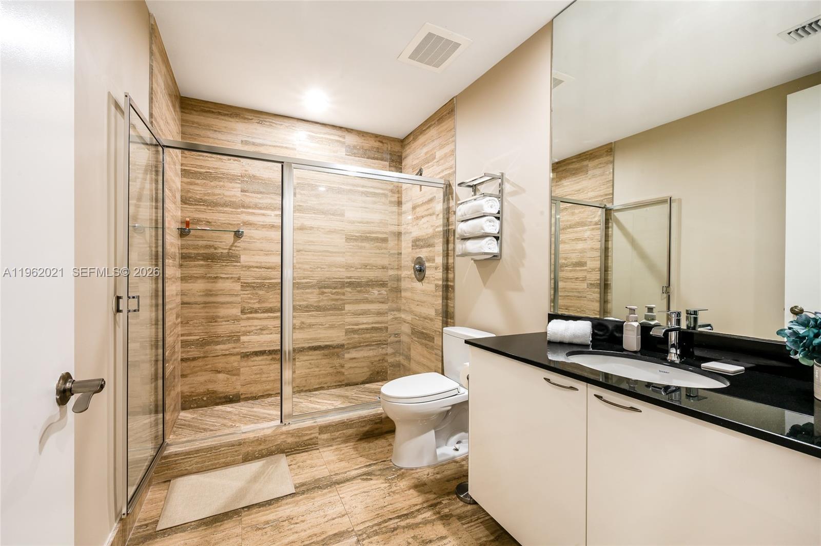 2303 3 / 3 1962 sq. ft. $ 2026-02-09 0 Photo