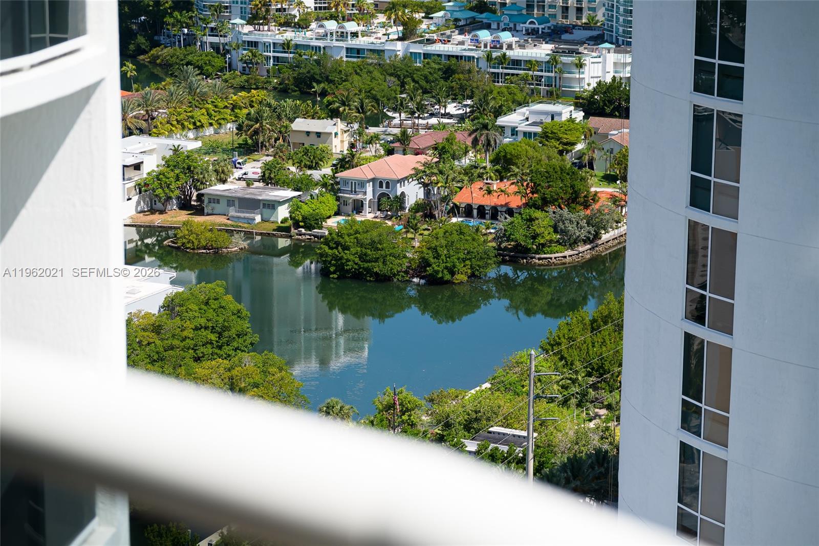 2303 3 / 3 1962 sq. ft. $ 2026-02-09 0 Photo