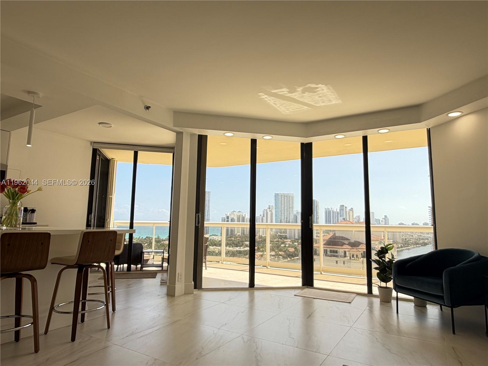 Photo of 20191 Country Club Dr  #2009, Aventura, Florida, 33180 - 