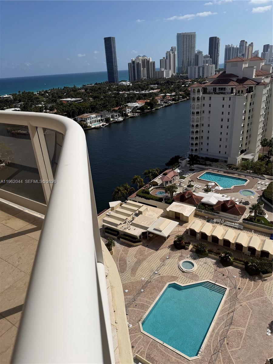 Photo of 20191 Country Club Dr  #2009, Aventura, Florida, 33180 - 