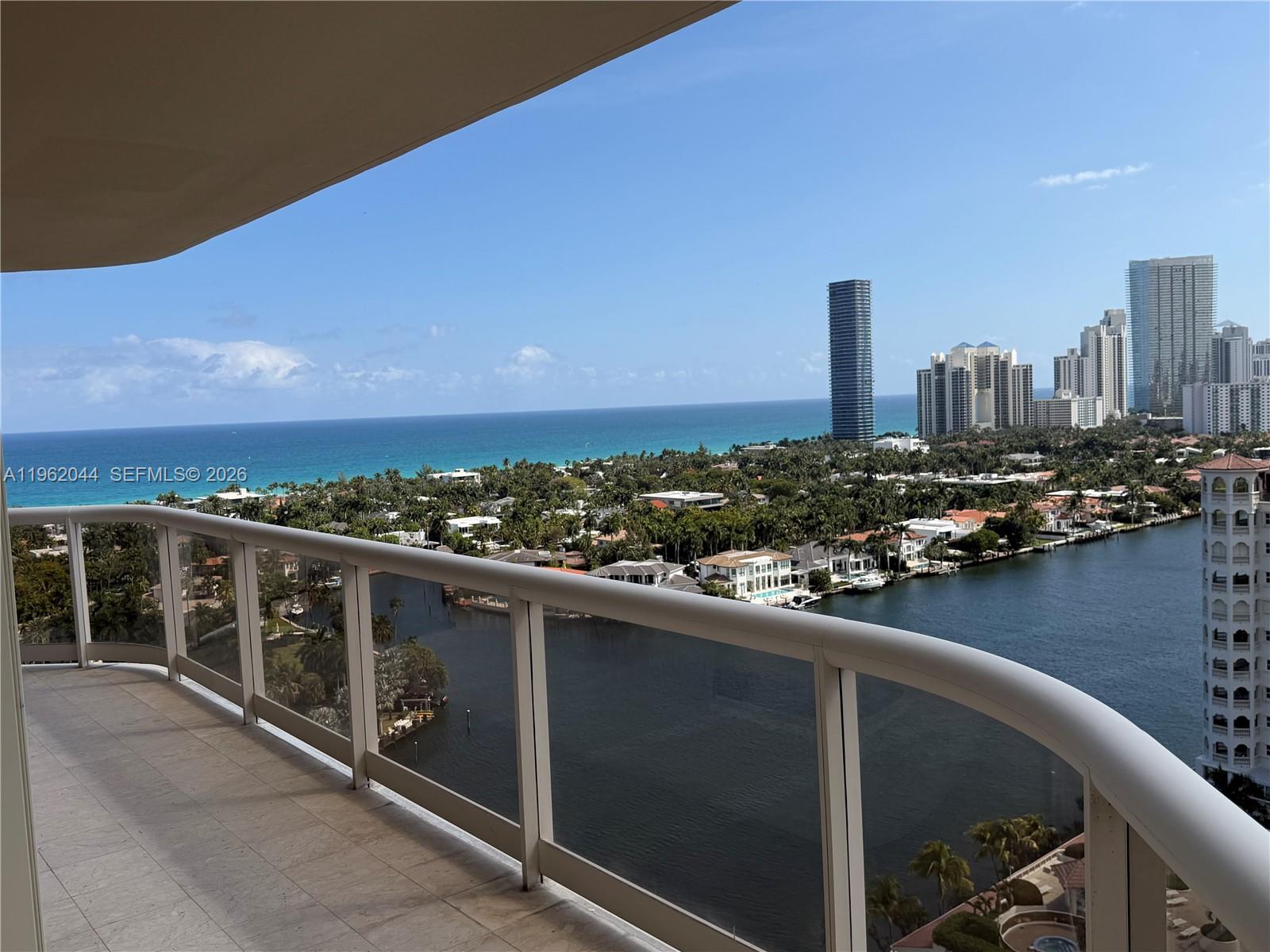 Photo of 20191 Country Club Dr  #2009, Aventura, Florida, 33180 - 