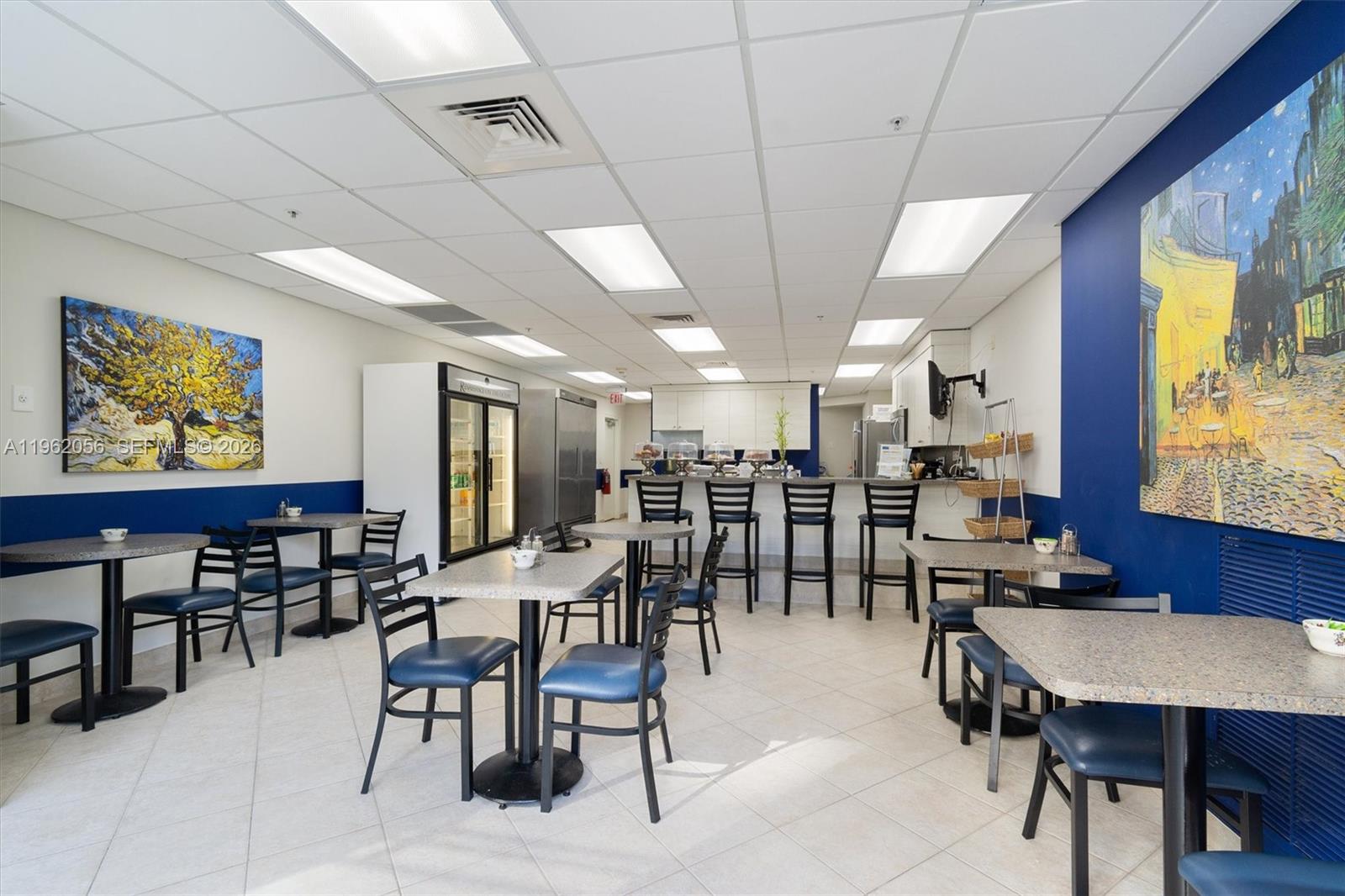 Photo of 6051 Ocean Dr #602, Hollywood, Florida, 33019 - Poolside Cafe