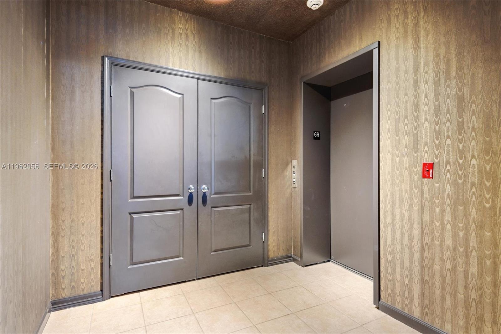 Photo of 6051 Ocean Dr #602, Hollywood, Florida, 33019 -