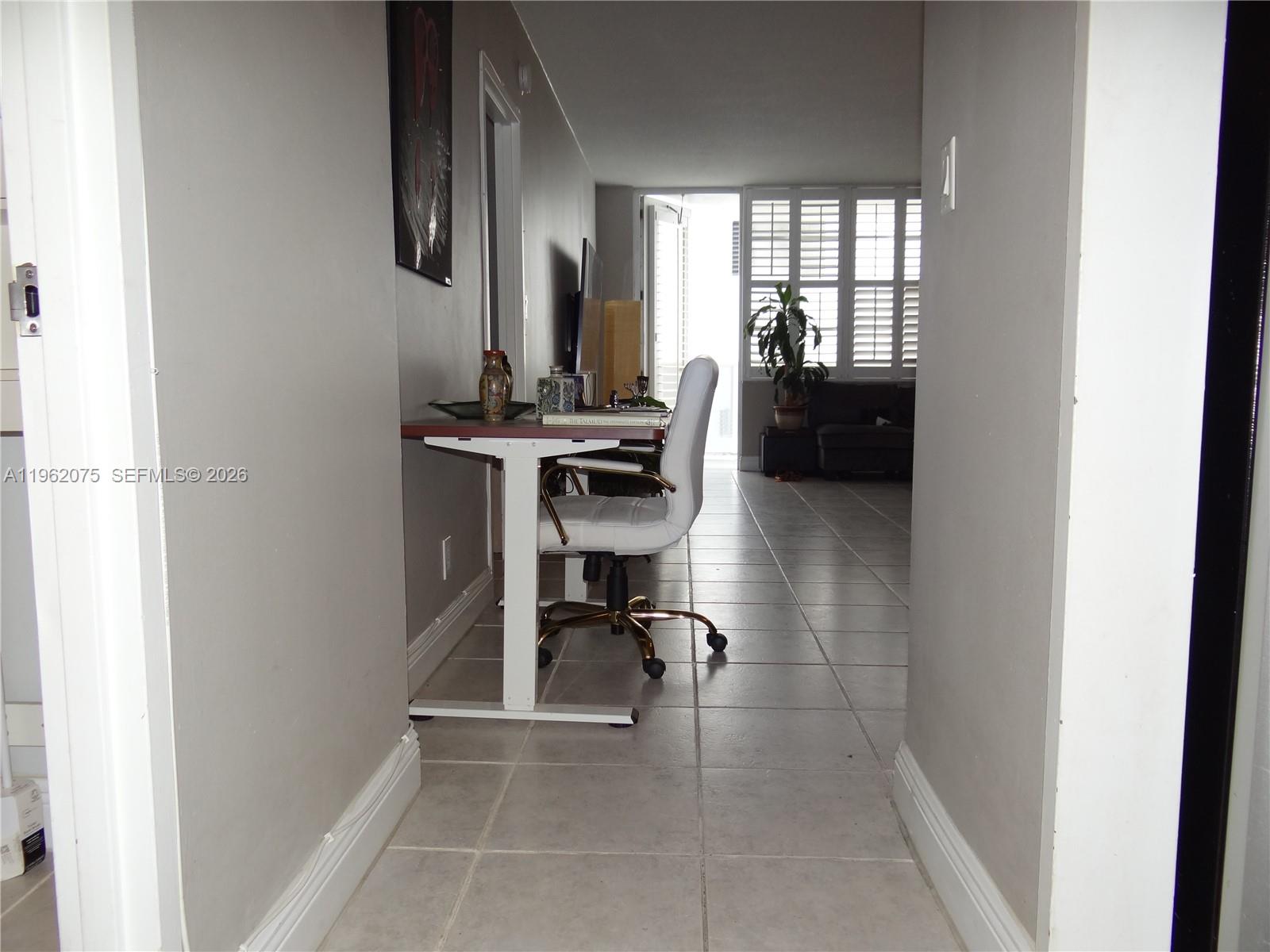 Photo of 3725 Ocean Dr  #607, Hollywood, Florida, 33019 - 