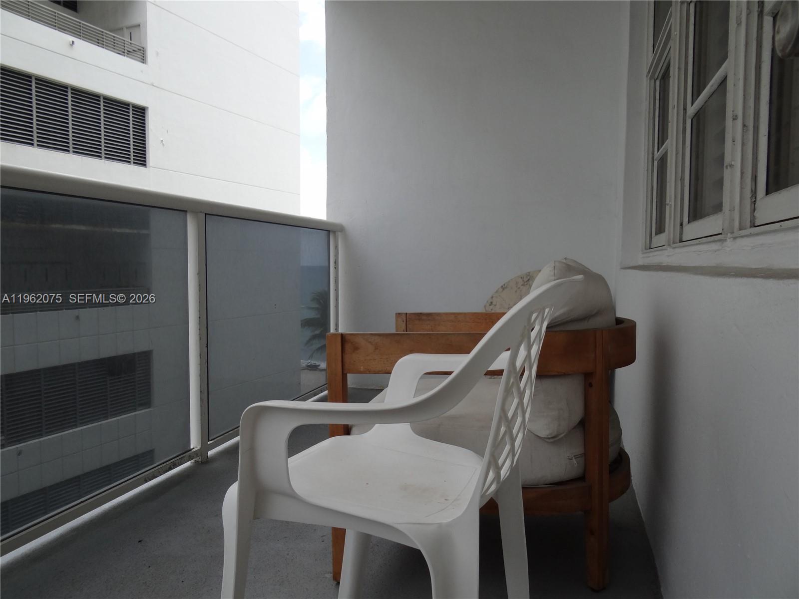 Photo of 3725 Ocean Dr  #607, Hollywood, Florida, 33019 - 