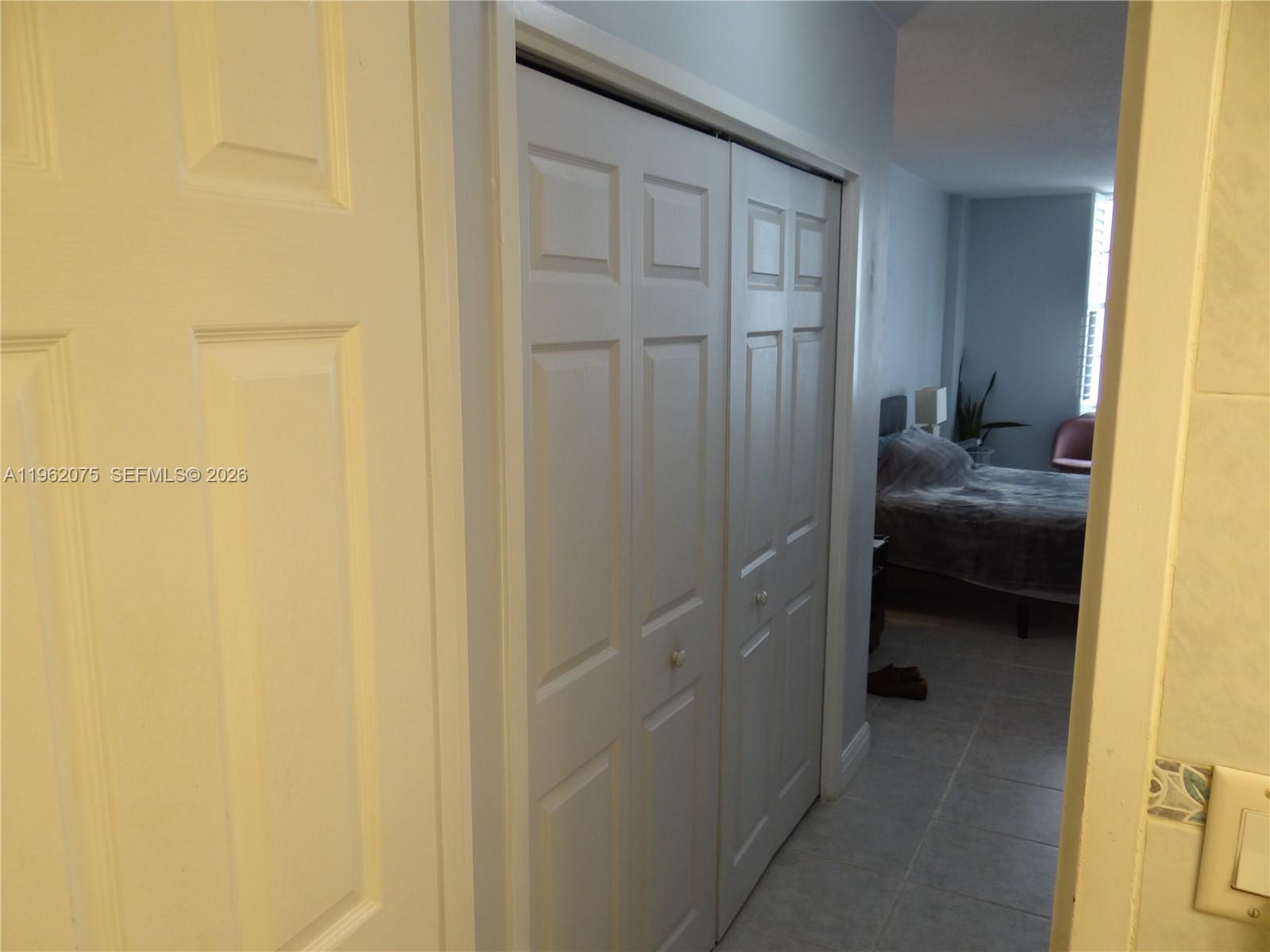 Photo of 3725 Ocean Dr  #607, Hollywood, Florida, 33019 - 