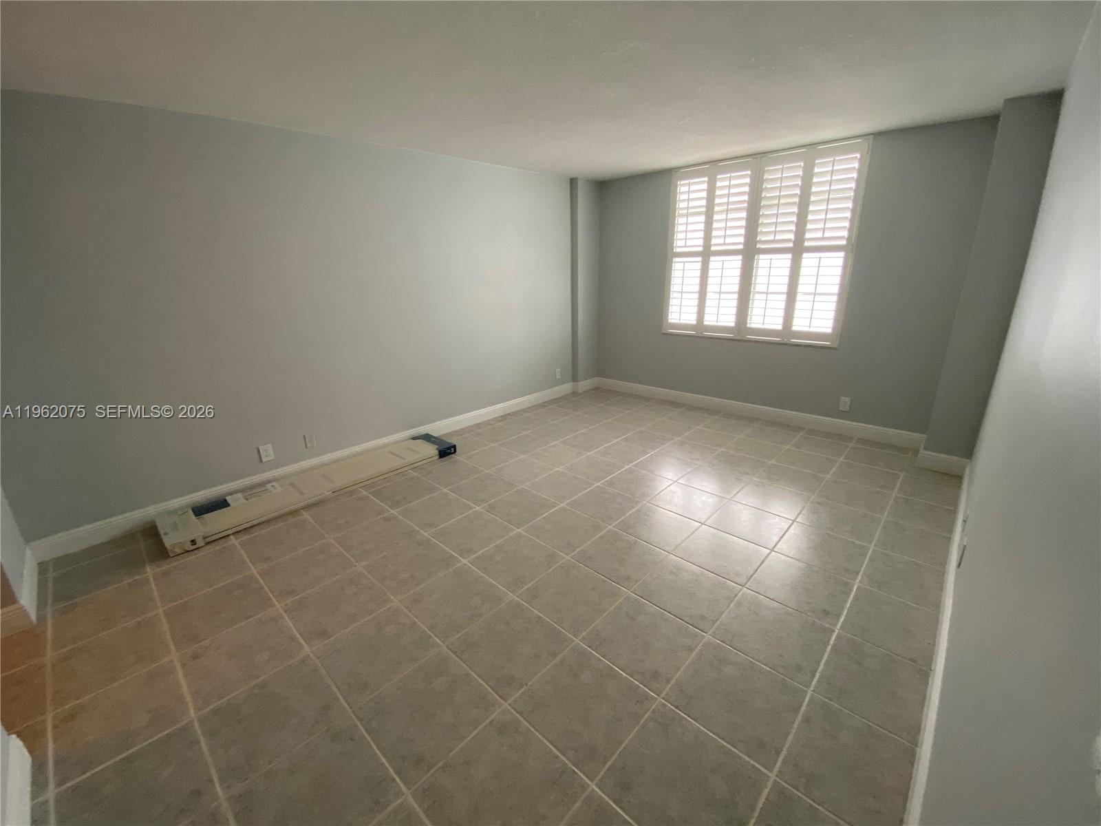 Photo of 3725 Ocean Dr  #607, Hollywood, Florida, 33019 - 