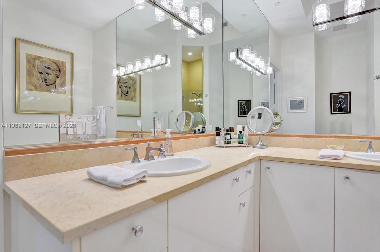 Photo of 20000 Country Club Dr  #112, Aventura, Florida, 33180 - 