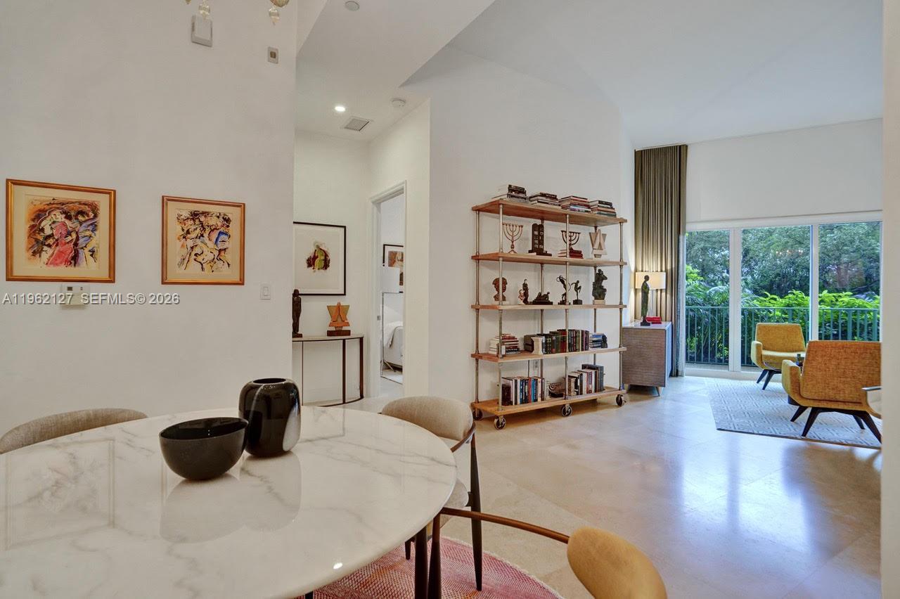 Photo of 20000 Country Club Dr  #112, Aventura, Florida, 33180 - 