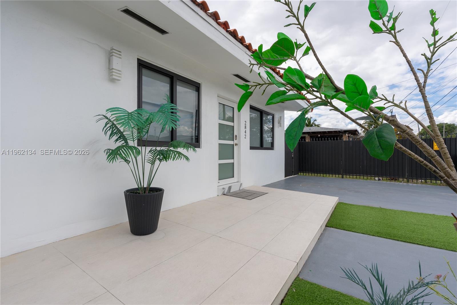 Подробнее / 1949 кв.футов $ 2026-02-09 0 Фото