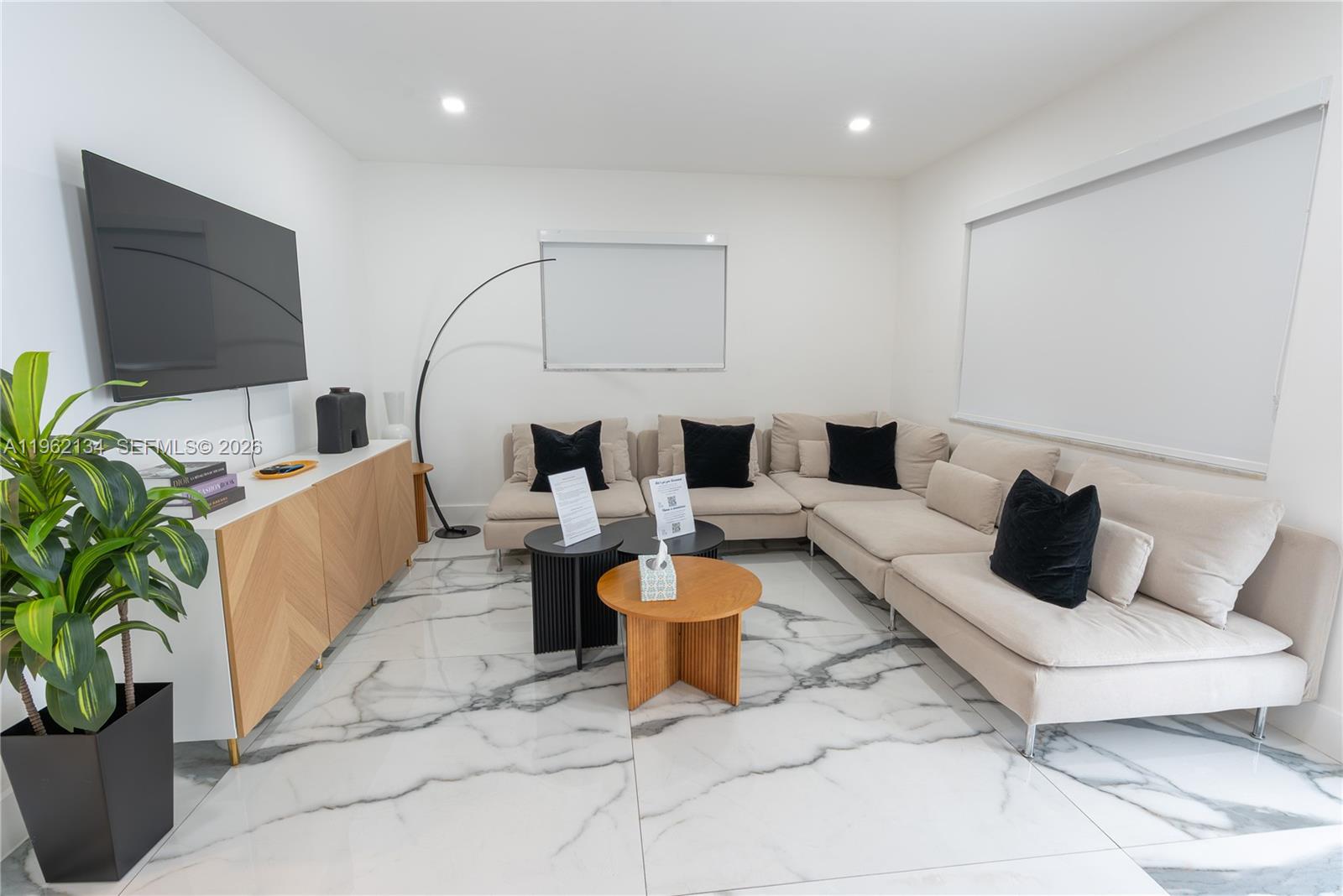 Подробнее / 1949 кв.футов $ 2026-02-09 0 Фото