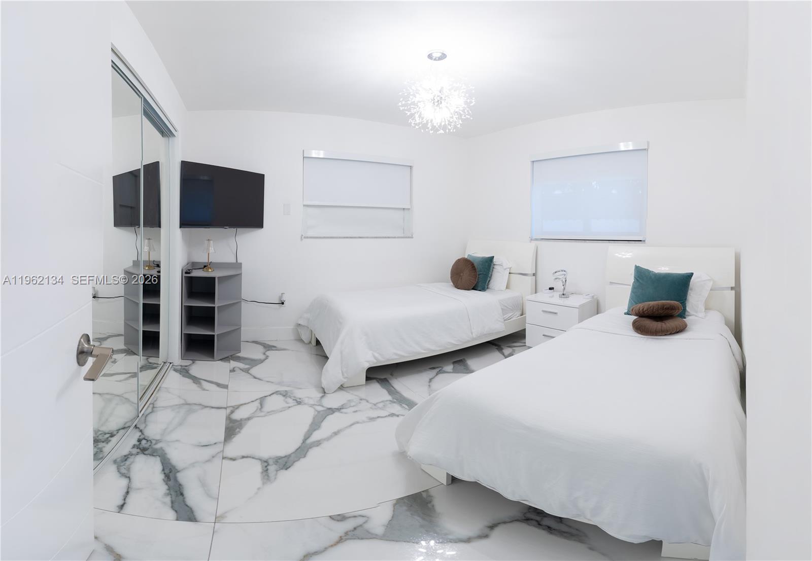 Подробнее / 1949 кв.футов $ 2026-02-09 0 Фото