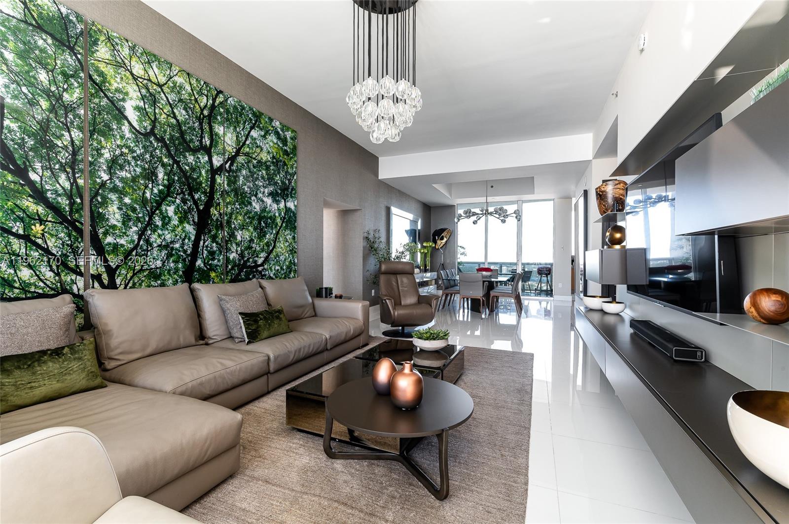 4106 3 / 4 2327 кв.футов $ 2026-02-09 0 Фото