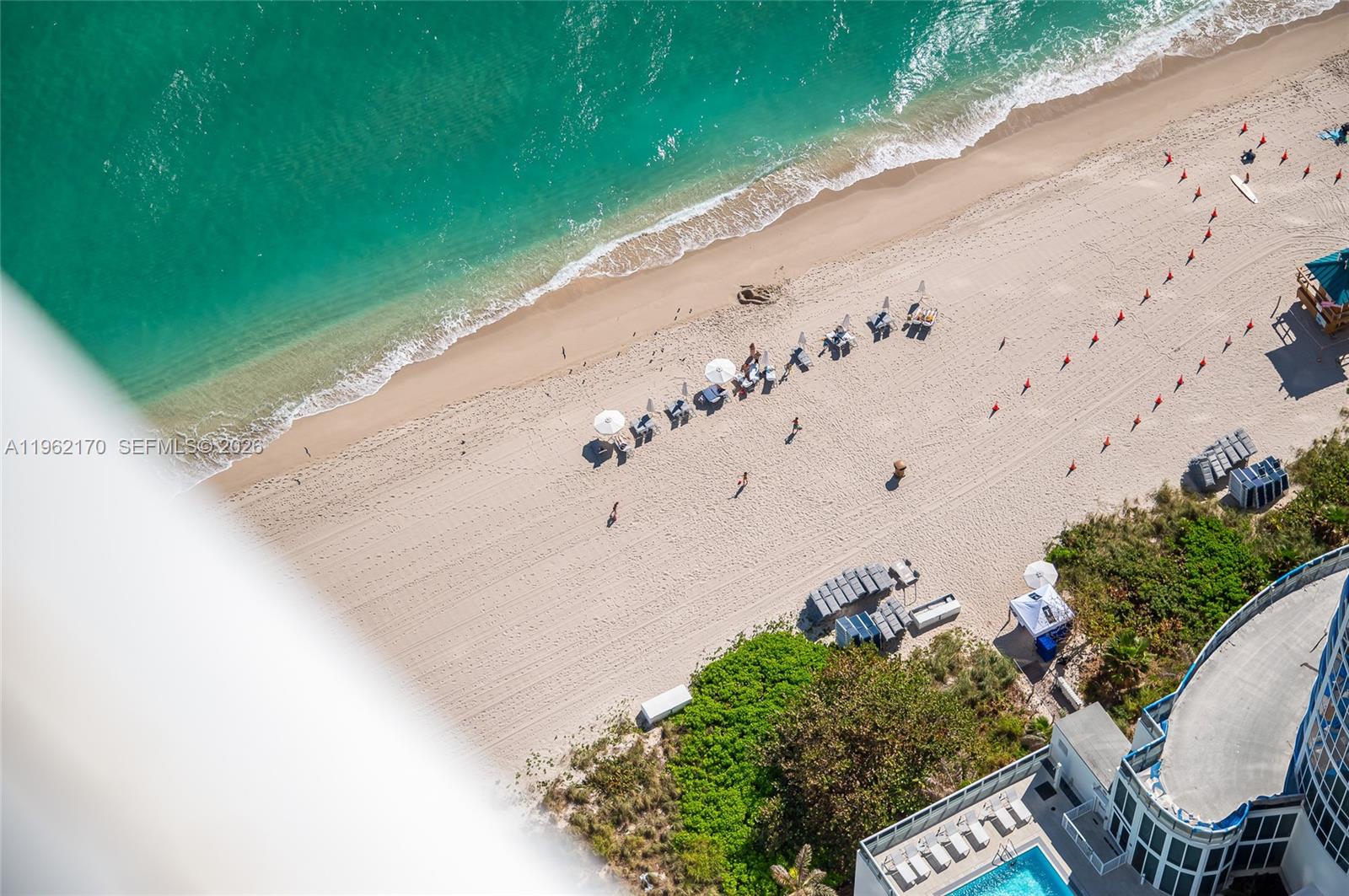 4106 3 / 4 2327 кв.футов $ 2026-02-09 0 Фото