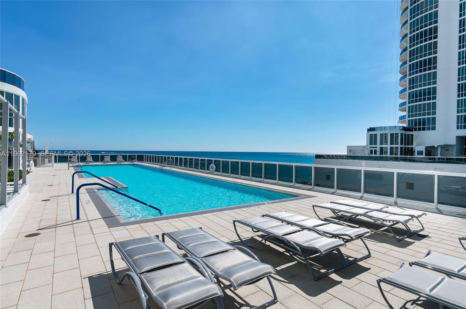 4106 3 / 4 2327 кв.футов $ 2026-02-09 0 Фото