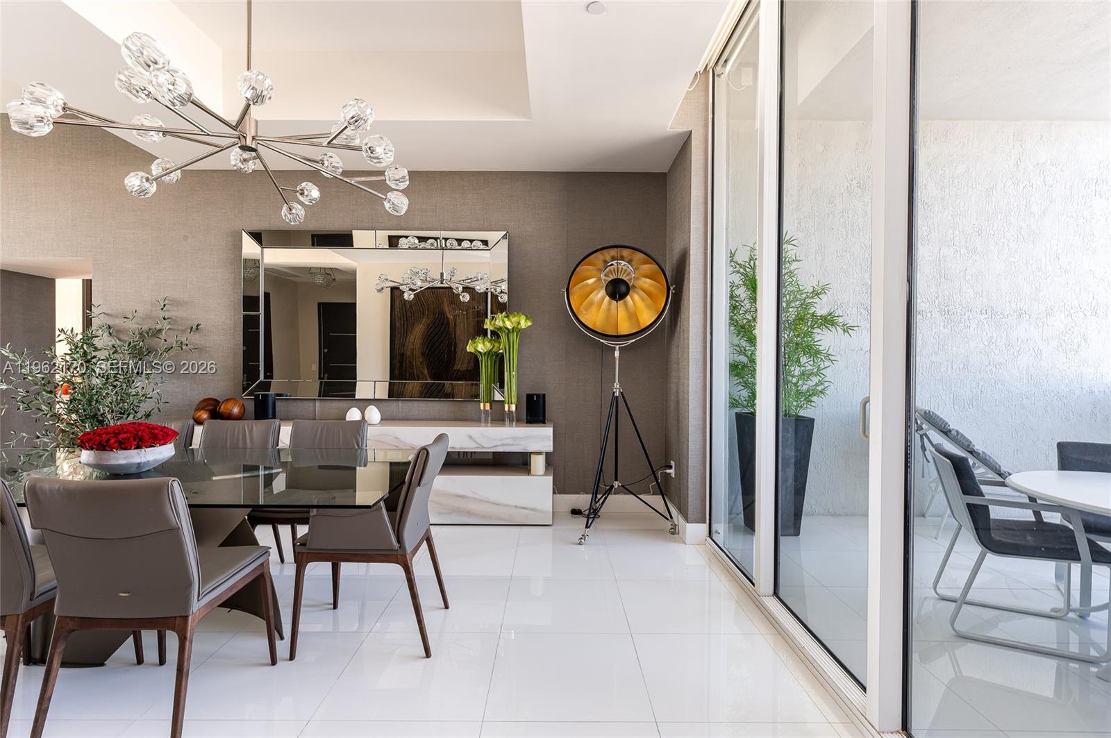 4106 3 / 4 2327 кв.футов $ 2026-02-09 0 Фото